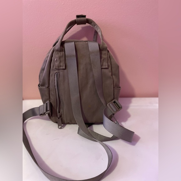 Kids play backpack - Picture 2 of 2